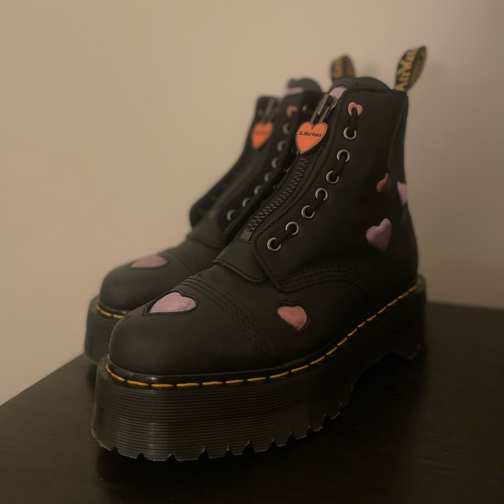 Dr. Martens Sinclair Heart Platform Boots